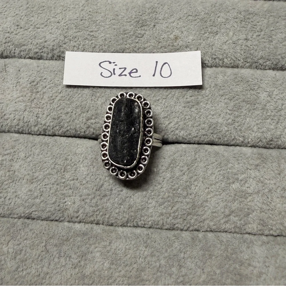 Elegant Black Tourmaline Silver Ring
